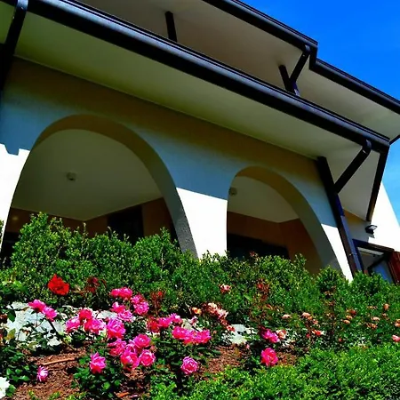 Le Grigne - The Garden * Oliveto Lario