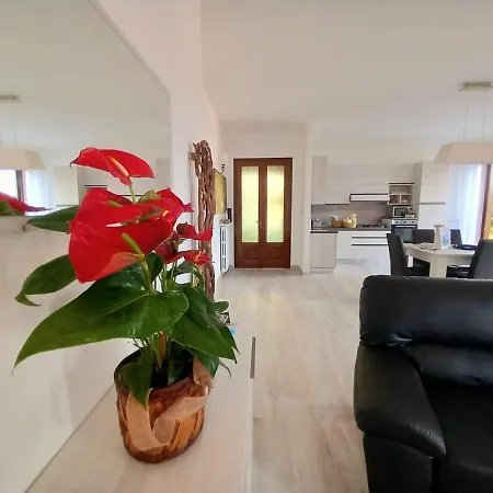 Le Grigne - The Garden アパート *