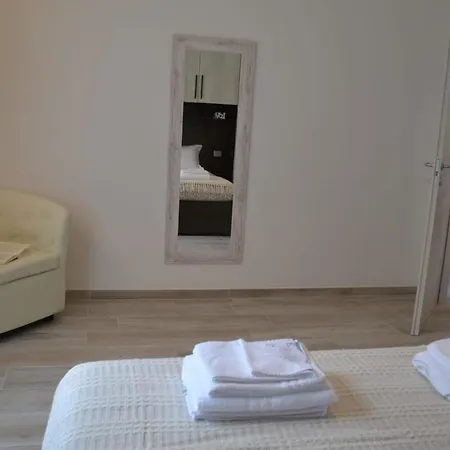 Le Grigne - The Garden Oliveto Lario